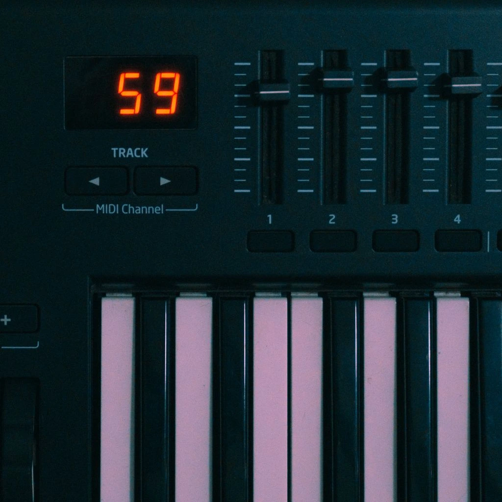 VLS Kaleidoscope wavetable synthesizer module, rack faceplate view